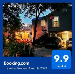 UT Moody Center Pecan Tree House - Downtown - Free Parking & WiFi - Image 2