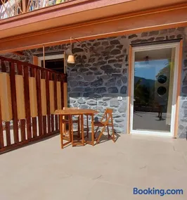 BAMBOO SUITES AREA PORTOFINO Free PARKING AC - Image 3