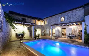 Villa Dvori - Image 1