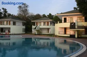 The Paradise Resort - Image 3