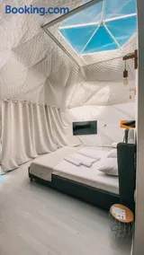 Seagloo Glamping - Adults Only 12y - Image 1