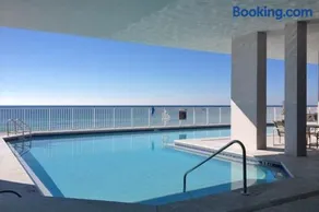 Inviting Gulf-front condo In Perdido Key with waterfront pool hot tub and oceanfront balcony - Image 2