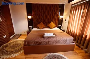Walisons Peace Resort - Image 3