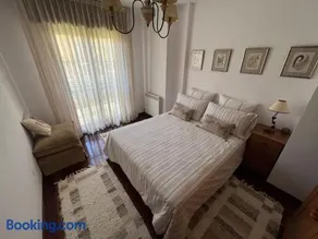 Chalet Adosado en exclusiva urbanización - Image 3