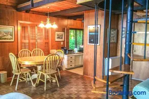 Lake Waukewan Chalet - Image 4