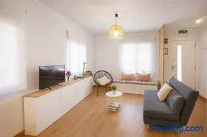Apartamento turístico Ana, con garaje y bonitas vistas - Image 1