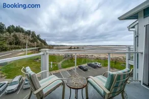 Waters Edge 402 - Image 1