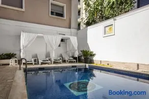 Villa 18 City Center - Image 1