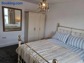 3 Bedroom House By The Sea, Deal Centre - Image 5