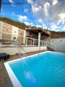Casa com Piscina em Marmelópolis - Image 1