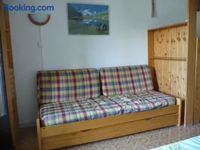Mini T2 à Barcelonnette pour 4 personnes avec balcon et cuisine équipée - Image 1