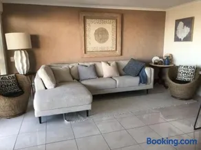 Location at its best in the Heart of Caloundra - Image 2