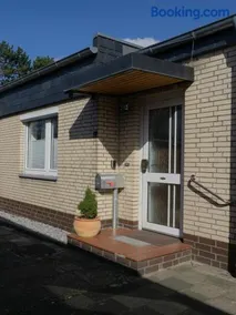 Ferienwohnung am Meerbach - Terrasse & Natur in Nienburg - Image 1