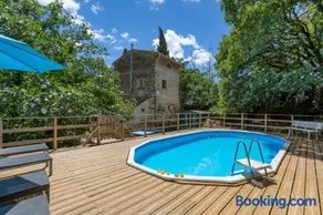 Eco-friendly Gite With Pool - Image 1