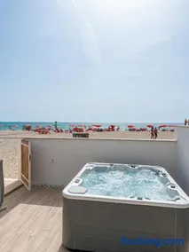 Fiorucci Apartments - Veronica's House Fiumicino - Image 3