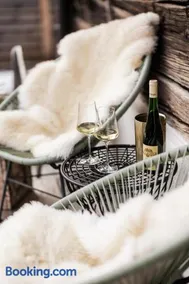 Moxn Chalet Lungau - Authentic Luxury Living - Image 3
