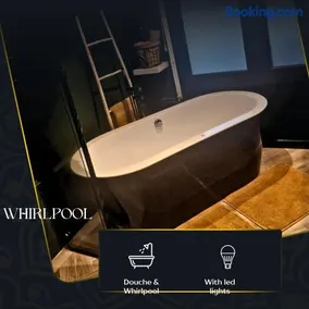 Tiny room with wellness - Image 5