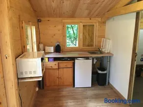 Cabane au milieu des bois - Image 4