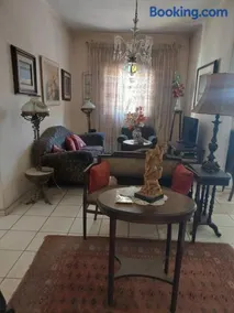 Casa com um quarto de casal para alugar - Image 5
