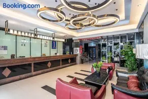 Grand hyaat international hotel &free airport shuttle free VPN 企鹅机场酒店 - Image 2