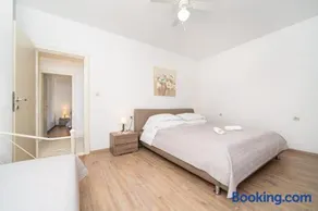Apartments Siesta - Image 3