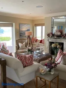 BBCFeatured LuxuryInteriorDesignedWaterfront Home. - Image 2