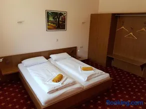Hotel - Restaurant Sophienaue - Image 2