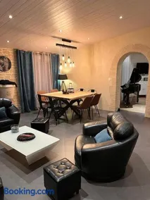 Villa classée 4* Piscine/Spa/Sauna/Salle de sport - Image 1