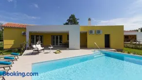 Cozy villa Limone with private pool and jacuzzi near Pula - Image 1
