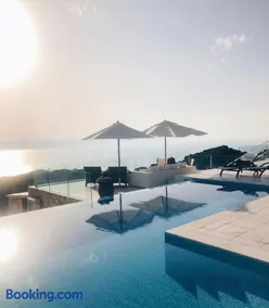 Villa Salina Luxury Pool Villa - Image 1