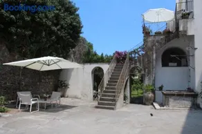 La Corte di Aci - Image 1