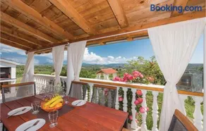 One-Bedroom Holiday Home In Danilo - Image 4
