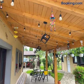 Casa cu Pitici - Image 2