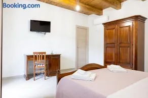 Affittacamere del Romito B&B - Image 1