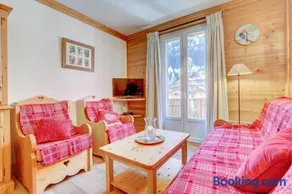 LODGE 8 - Image 1