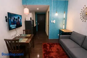 The Plush Pad Makati Ayala Views 300MB WiFi 1940 - Image 2