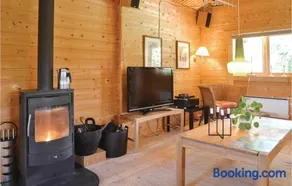 2 Bedroom Cozy Home In Hovborg - Image 3