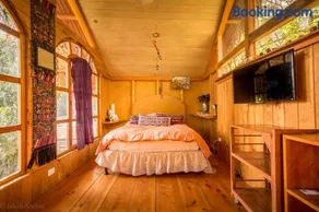 Lake Front Cabin at Los Elementos - Image 2