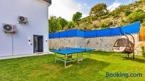 Sarıbelen 2 bedroom secluded villa with private pool hot tub - Image 5