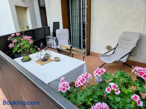 Loft moderno con terrazzo - Image 3