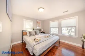 Sparkling 2BR Quincy Apt near Wollaston Beach - Free Parking, Balcony, TV, Pet Friendly 74R - Image 1