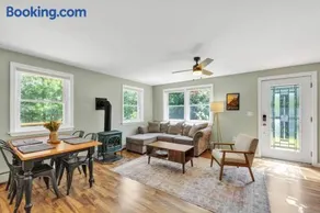 Cozy cottage in the woods - Image 1