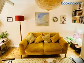Northdene Cottage - cosy old fisherman's cottage two mins from sea - free parking - wood burning stove - roll top bath - dog friendly - Image 1