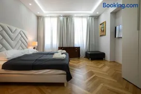 Charming 2-Room Apartment with Balcony, 15 Min to Center - Image 4