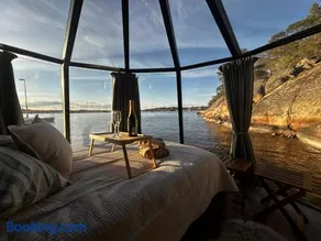 Stockholm Archipelago Igloo Hut - Image 2