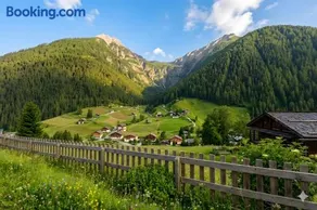 Chalet Panorama Private Garden, 3 Bedrooms I Immobilux - Image 3
