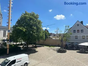 ST Hotel - Image 2