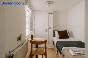 GuestReady - The Crescent - Image 4
