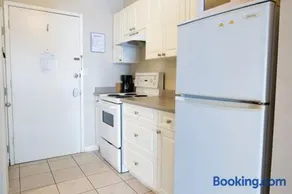 Dogwood Suite 2 Beds and Walkable to Lake - Image 3