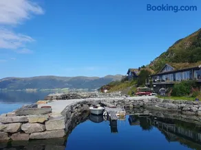 Småstranda Fjord Lodge - Image 3